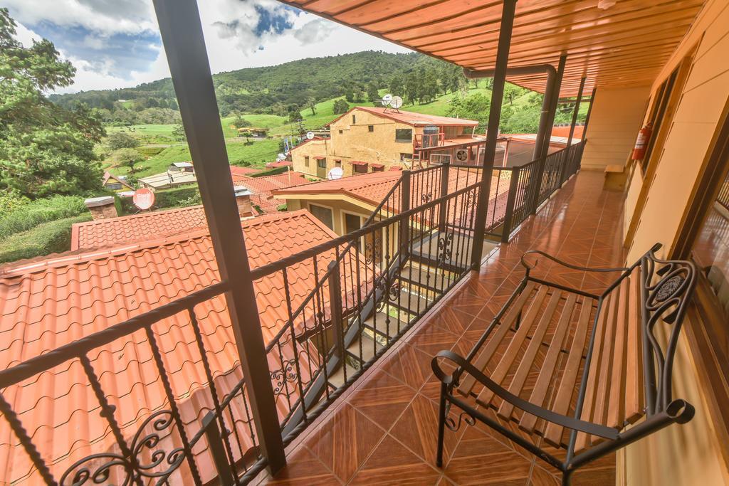 Hotel La Paz Poasito Εξωτερικό φωτογραφία